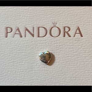 PANDORA SILVER HEART PETITE CHARM